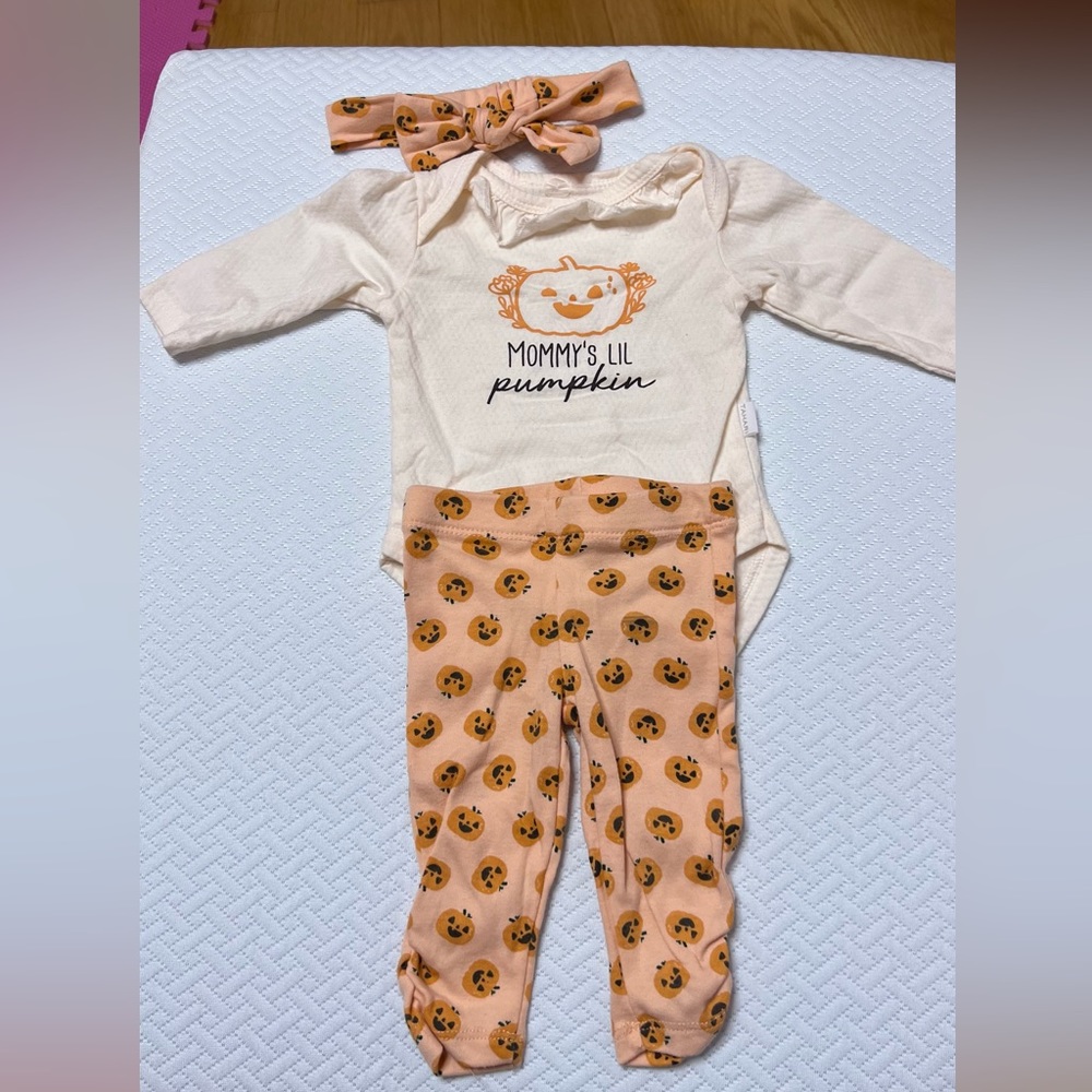 tahari newborn sz 0-3mo pumpkin set
